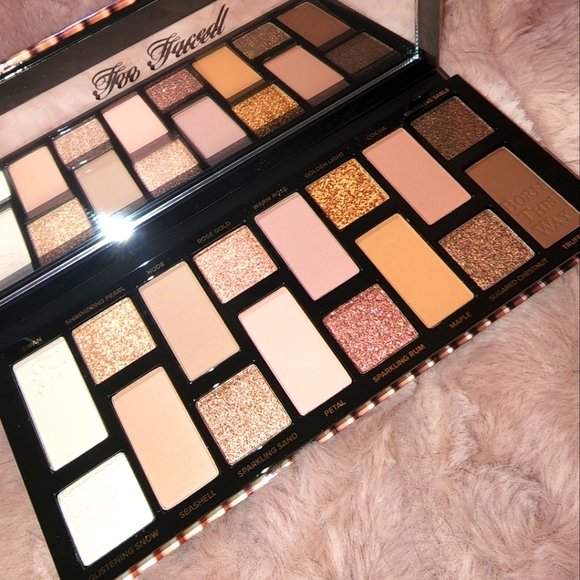 BNIB》Too Faced Born This Way ☆ The Natural Nudes - Picture 5 of 9